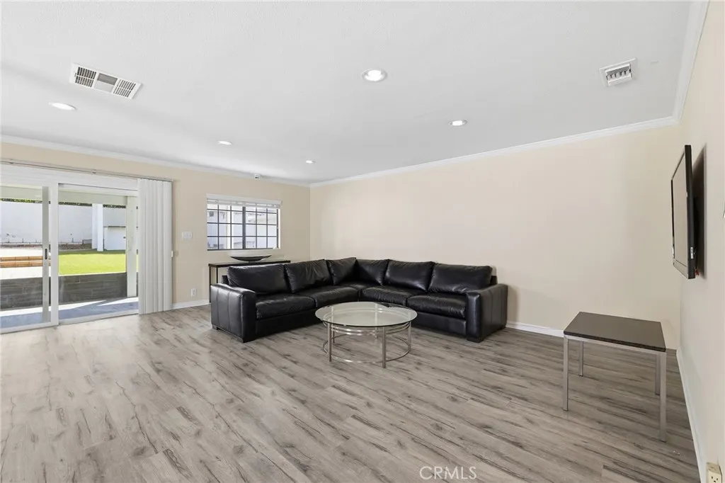 Additional image 16 of 2844 N Brighton Street, Burbank, CA 91504