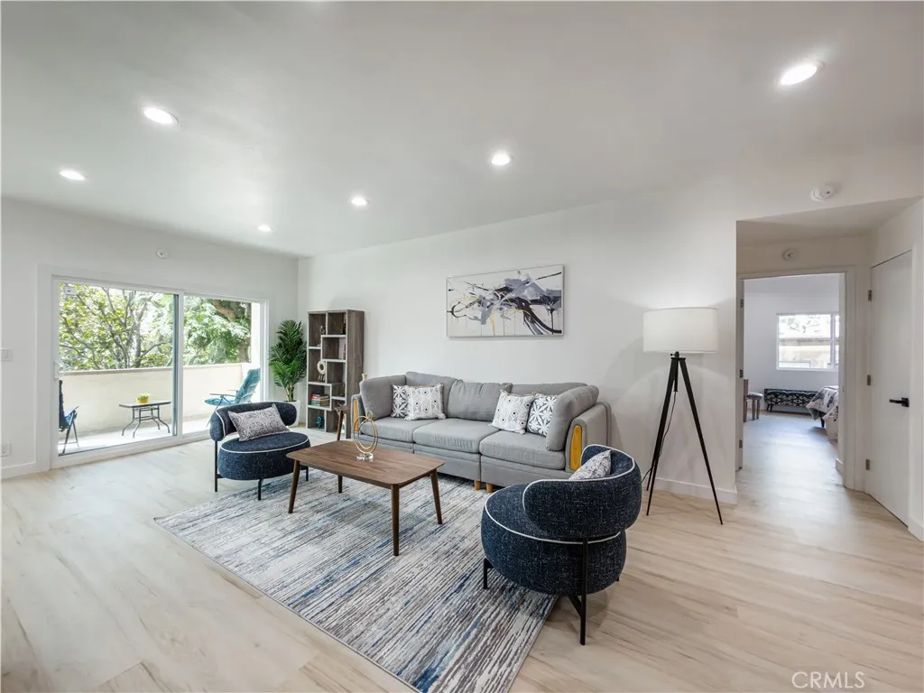 Additional image 80 of 1944 Glendon Unit 209, Los Angeles, CA 90025