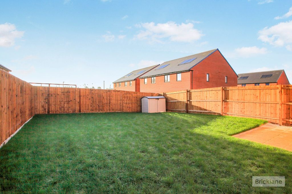 Additional image 7 of 4 bed property to rentStonemason Way, Peterborough PE4