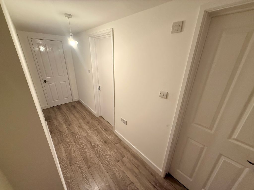 Additional image 13 of 2 bed flat to rentSilver Street, Kettering NN16