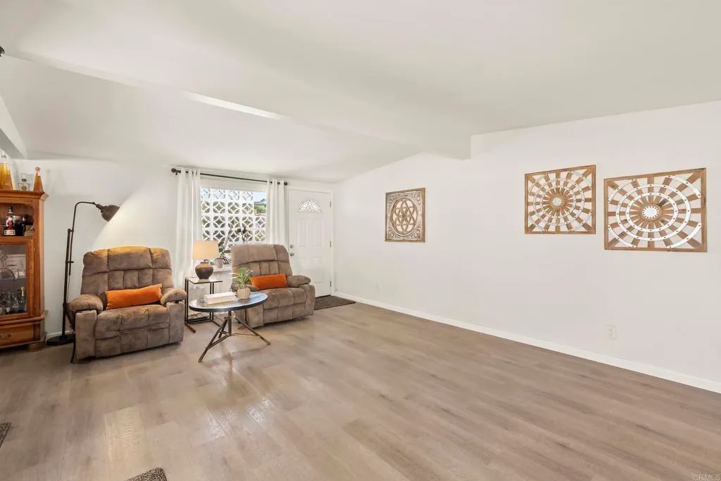 Additional image 7 of 4657 Chateau Place, San Diego, CA 92117