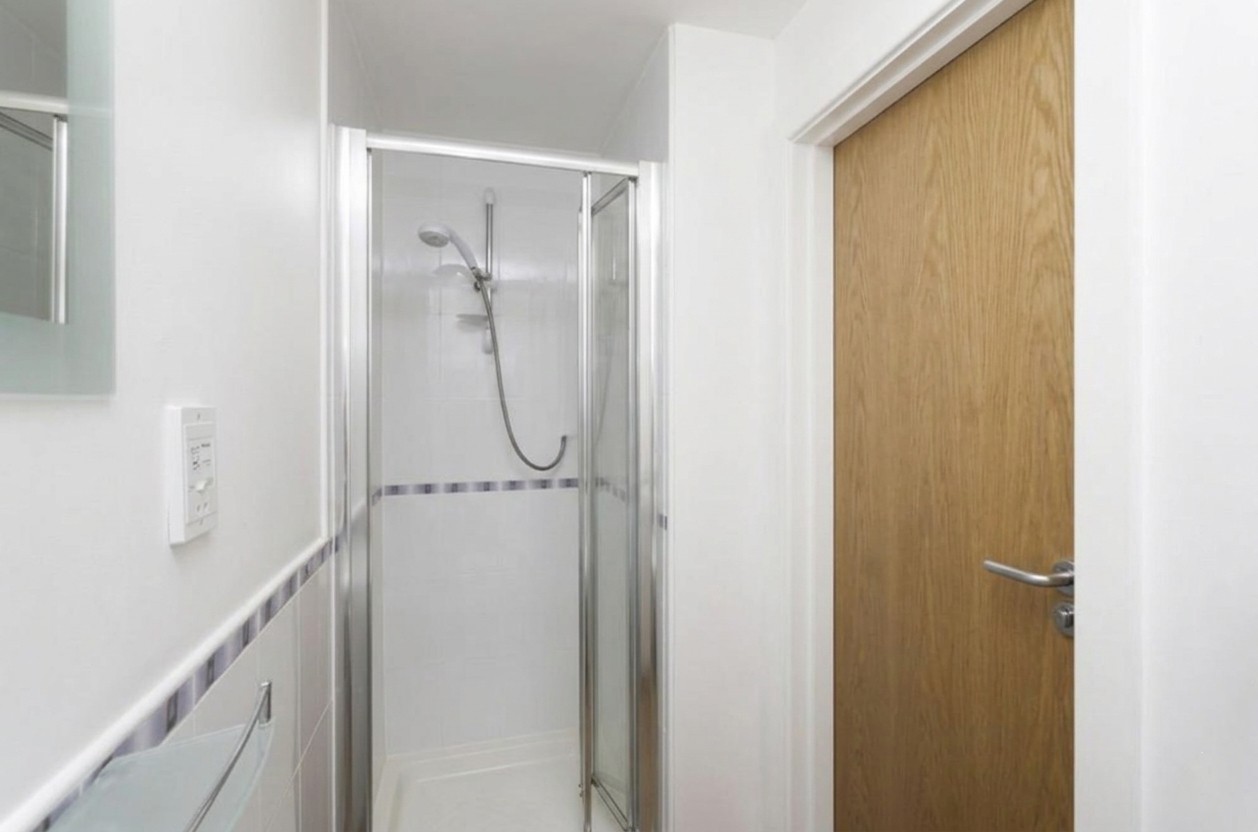 Additional image 8 of 2 Bed Flat, Stenhouse Gardens, EH11, N1 7GU