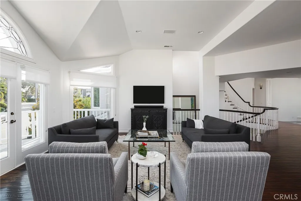 Additional image 8 of 212 Kings Pl, Newport Beach, CA 92663