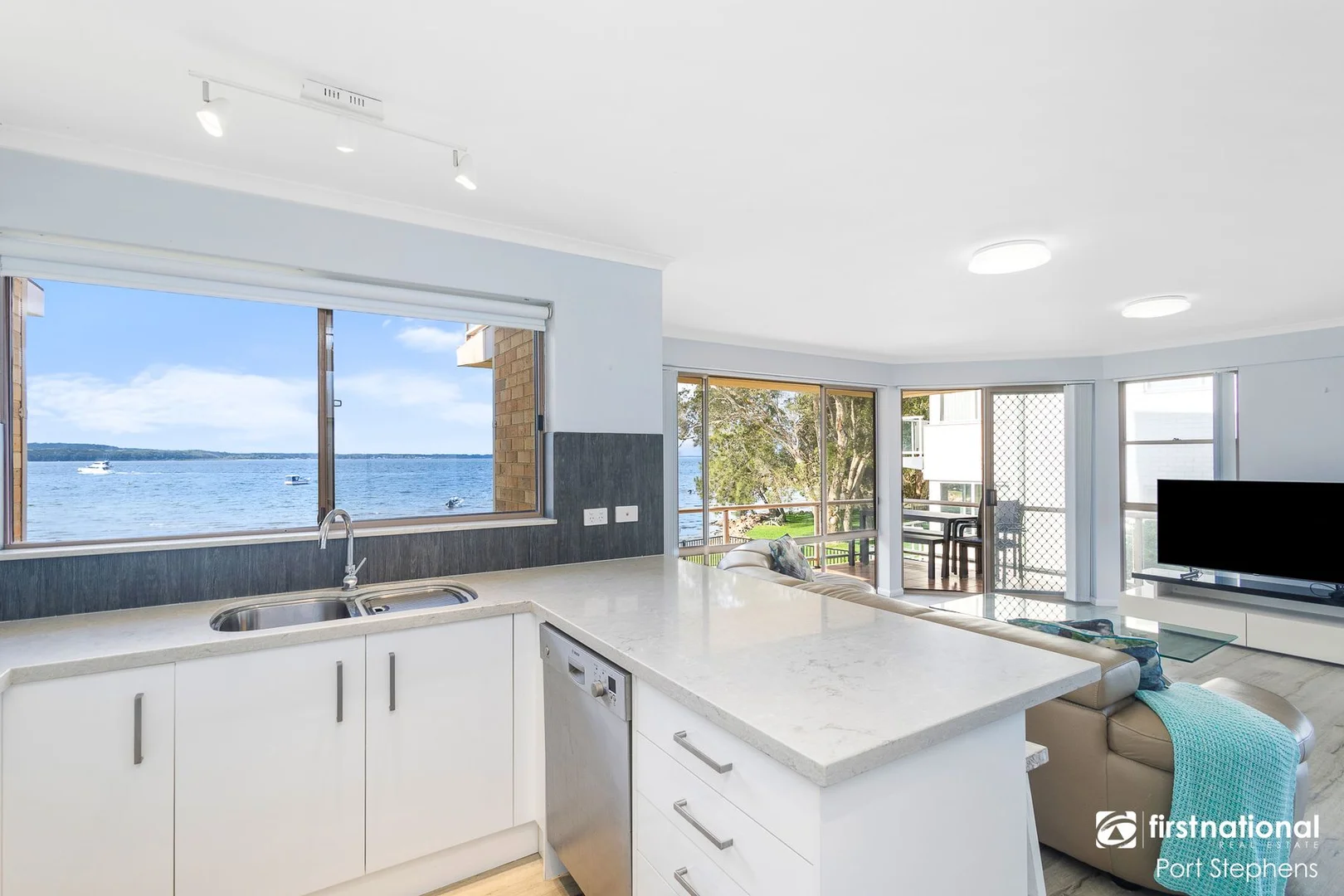 Additional image 7 of 2/83 Soldiers Point Road, Soldiers Point NSW 2317