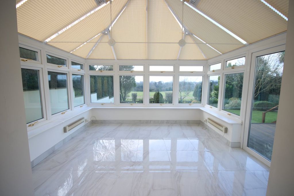 Additional image 7 of 5 bed detached house to rentLa Route Du Petit Clos, St Helier JE2