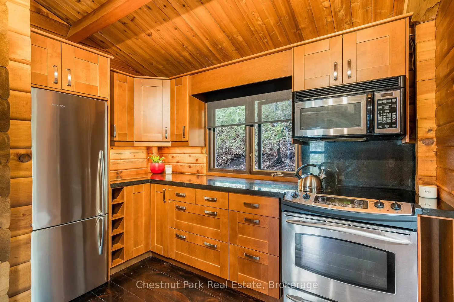 Additional image 11 of 146 Chamonix Crescent