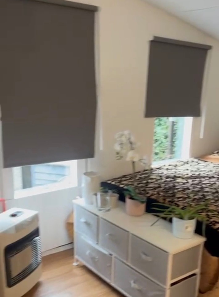 Additional image 3 of Studio Flat, Burdiehouse Rd, EH17, N1 7GU