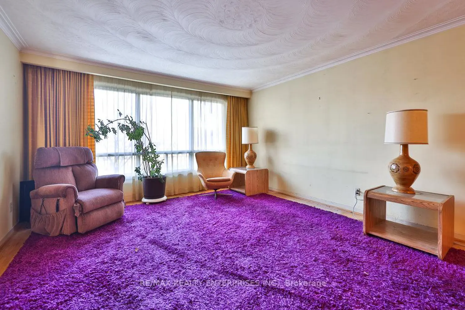 Additional image 4 of 2288 Hensall Street