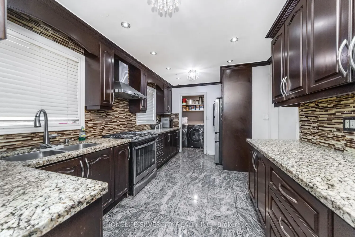 Additional image 8 of 24 Jay Street