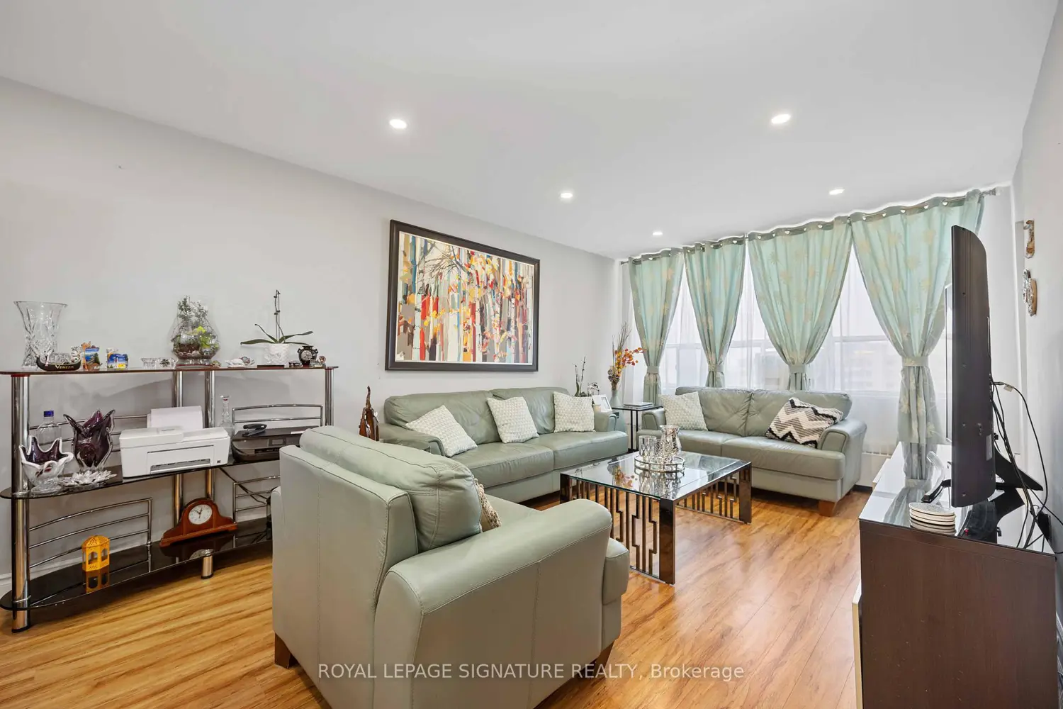Additional image 18 of 320 Dixon Road 2315
