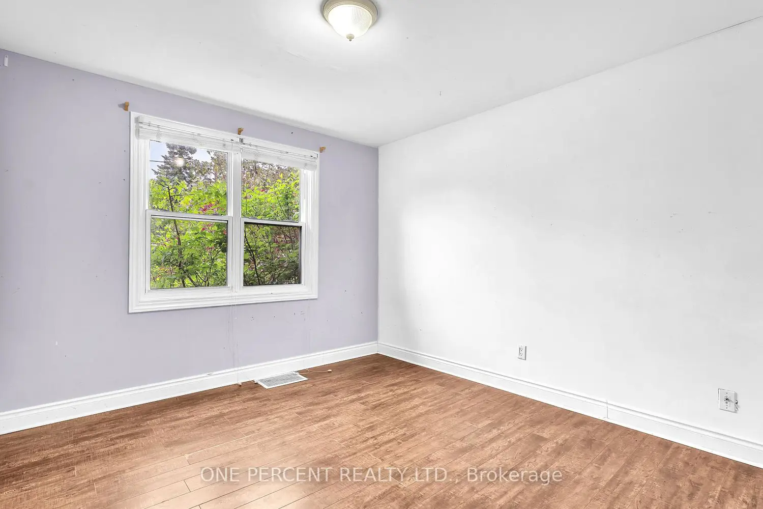 Additional image 13 of 1185 Albany Street