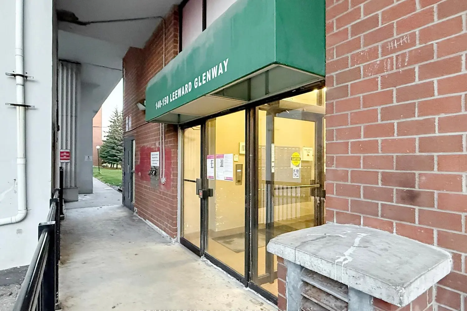 150 Leeward Glenway 312