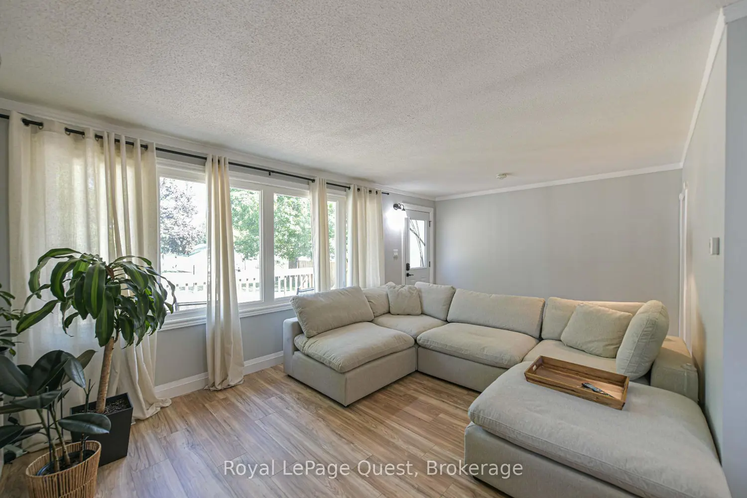 Additional image 12 of 401 Mississaga Street