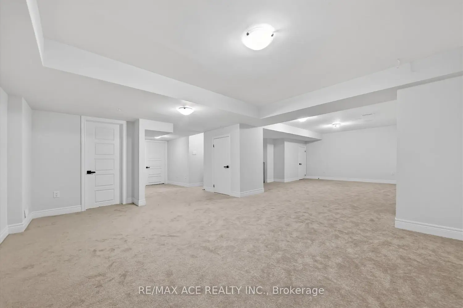 Additional image 17 of 113 Jinnah Avenue