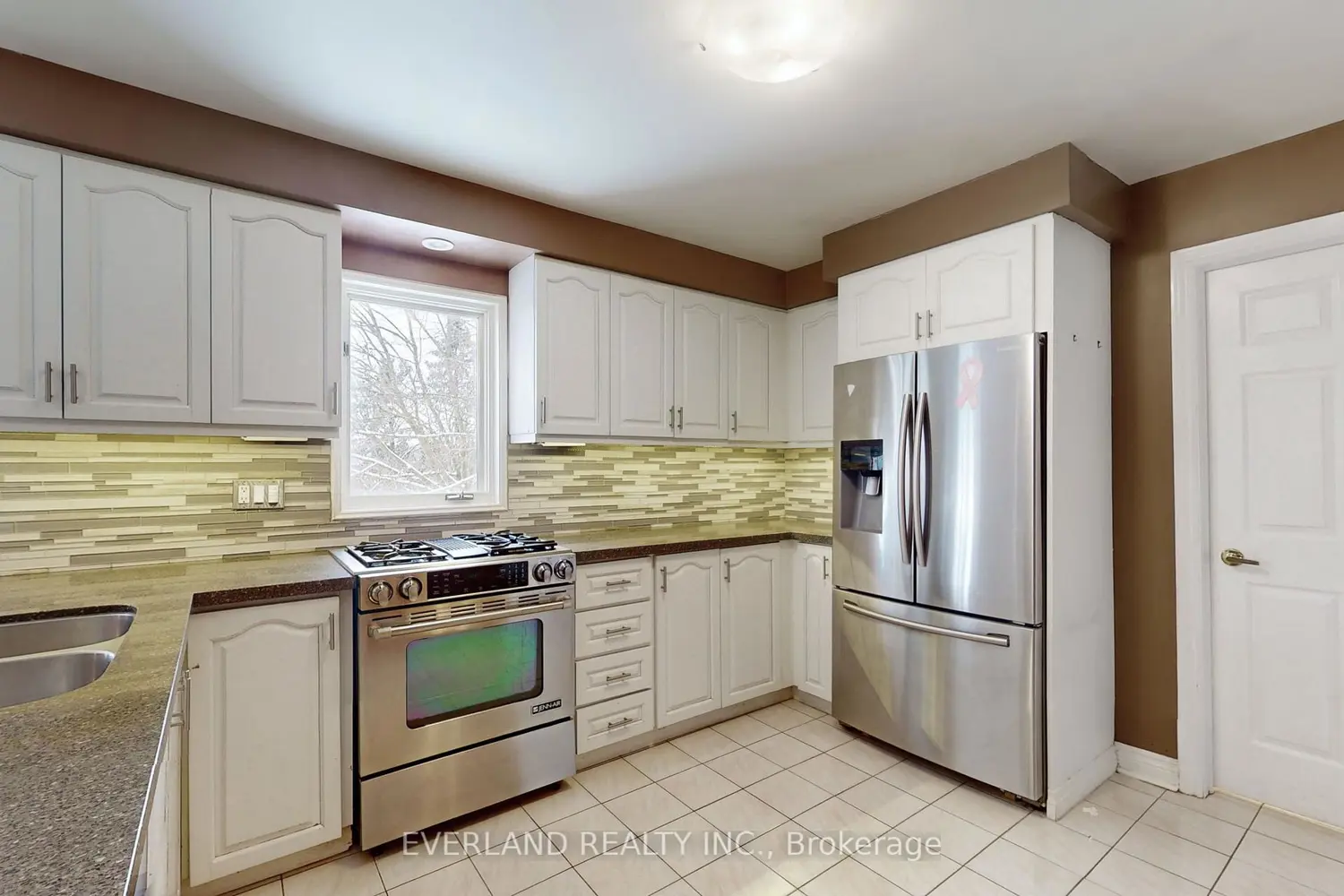 Additional image 8 of 173 Thompson Drive