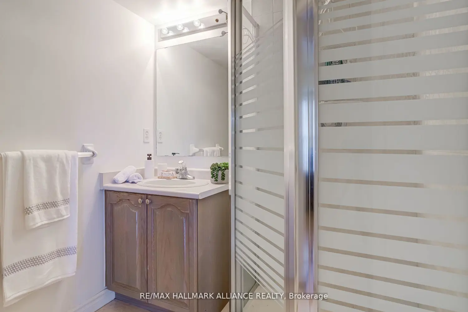 Additional image 13 of 4003 Kilmer Drive 312