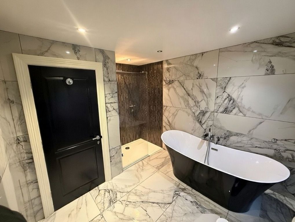 Additional image 13 of 2 bed detached house to rentCrescent Road, Birkdale, Southport PR8