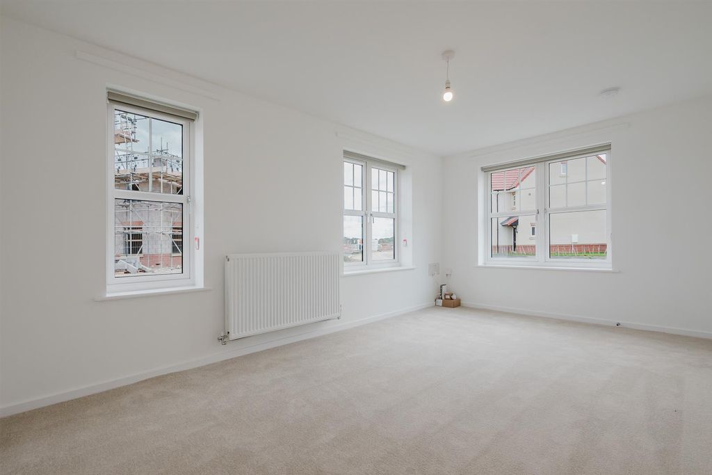 Additional image 11 of 3 bed semi-detached house to rentHampton Green, Peterborough PE7