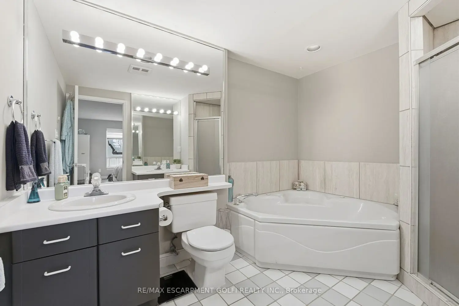 Additional image 14 of 430 Pearl Street 403