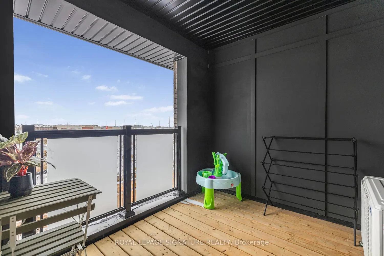 Additional image 20 of 158 Keppel Circle