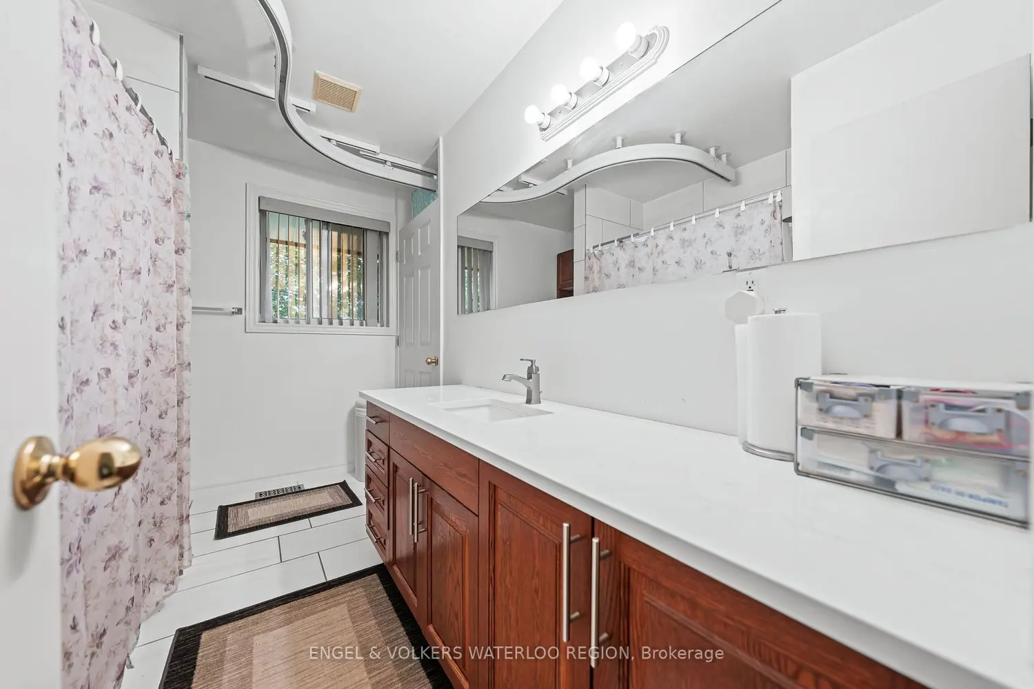 Additional image 10 of 152 Kinzie Avenue