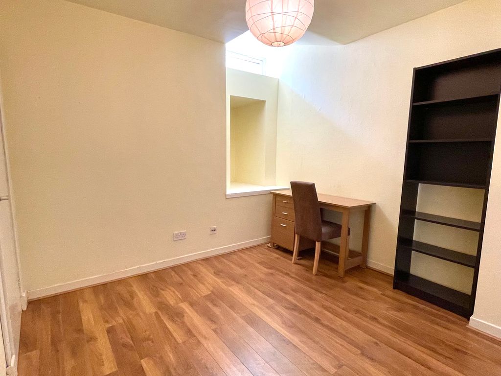 Additional image 5 of 4 bed terraced house to rentPark Road, Glasgow G4