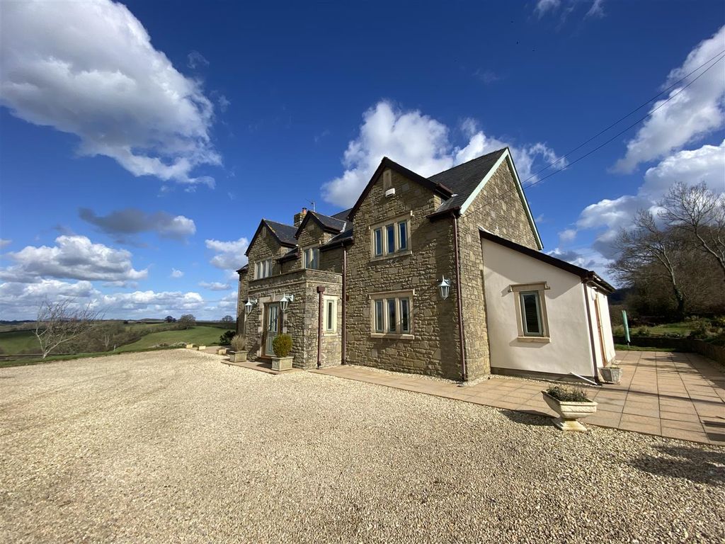 Additional image 28 of 4 bed detached house to rentGwerninog Farm, Lansoy, Usk NP15