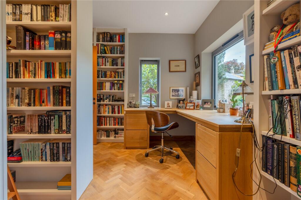 Additional image 10 of Impressive modern house in Shepton Mallet