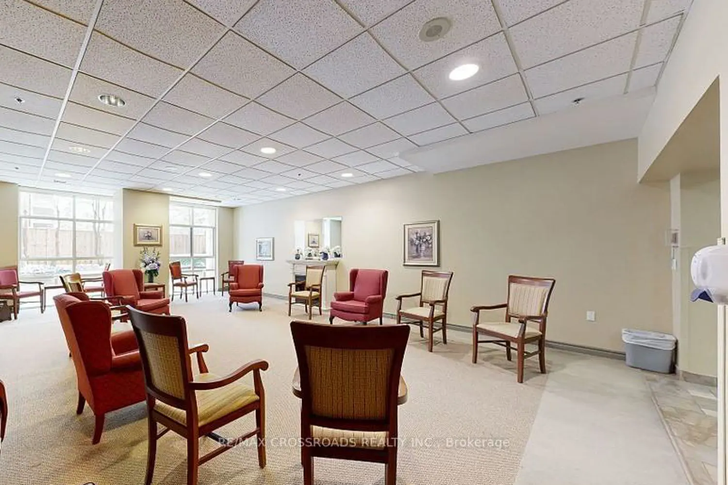 Additional image 3 of 115 Bonis Avenue 502