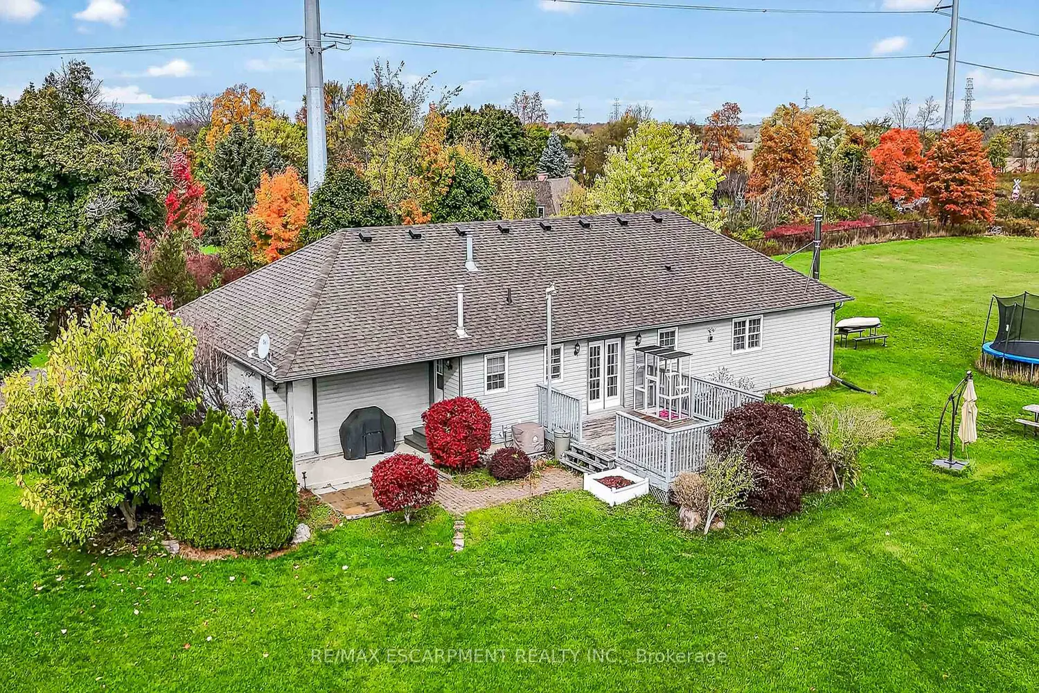 Additional image 16 of 2905 South Grimsby Road 6