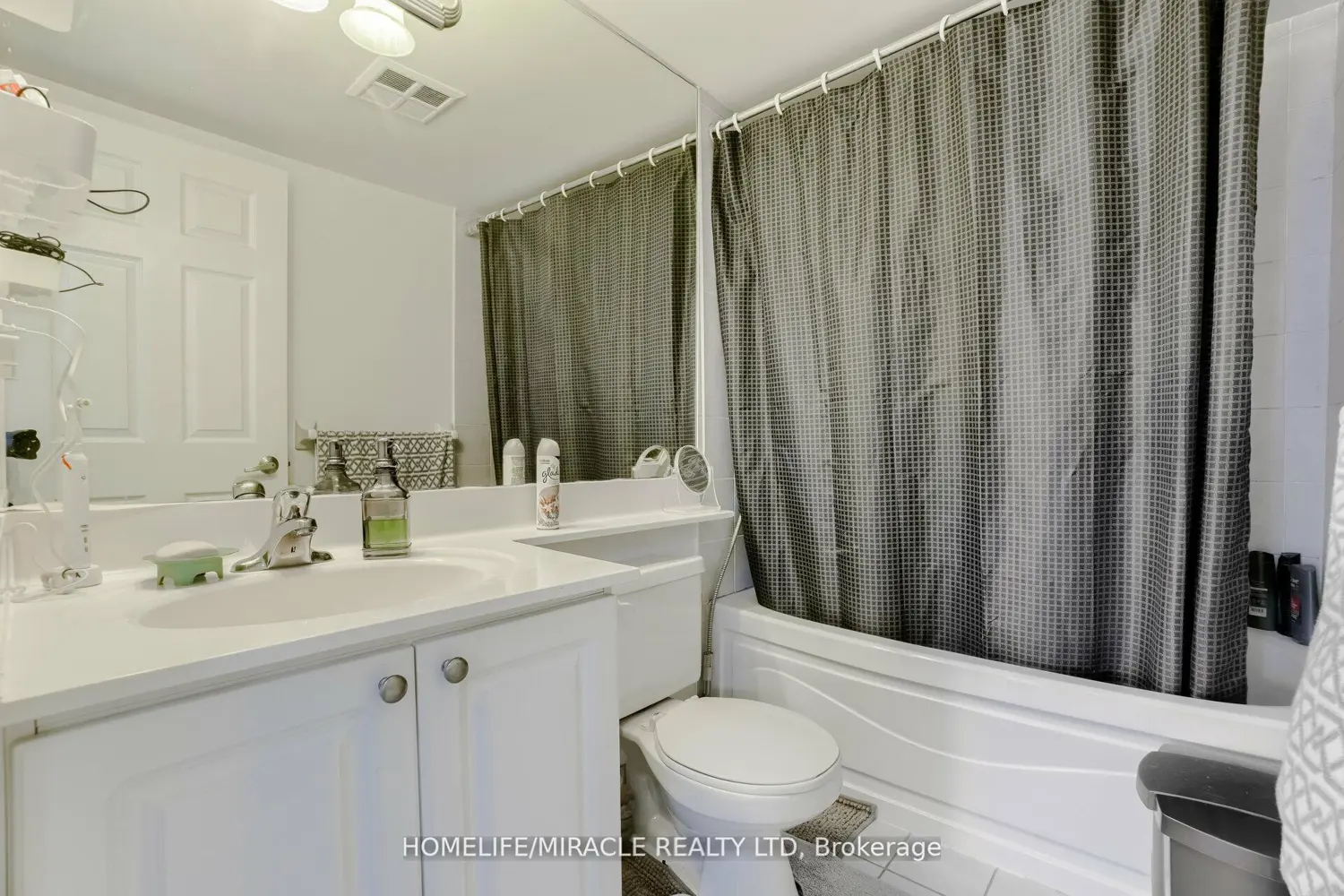 Additional image 11 of 3880 Duke Of York Boulevard 807