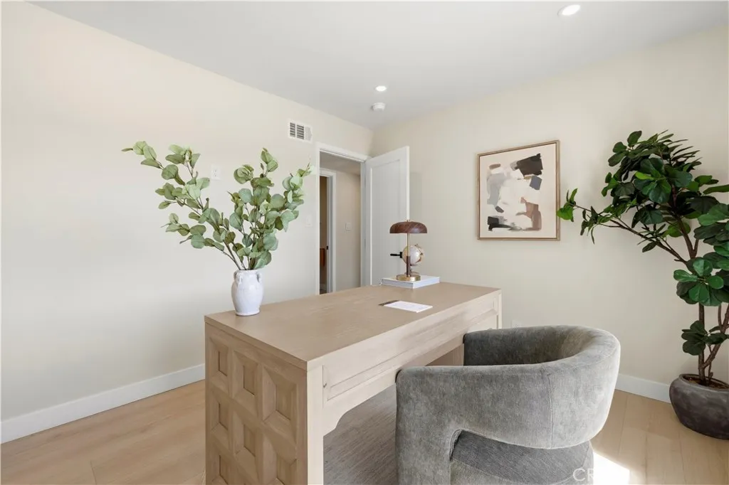 Additional image 16 of 2133 Cochran St, Simi Valley, CA 93065