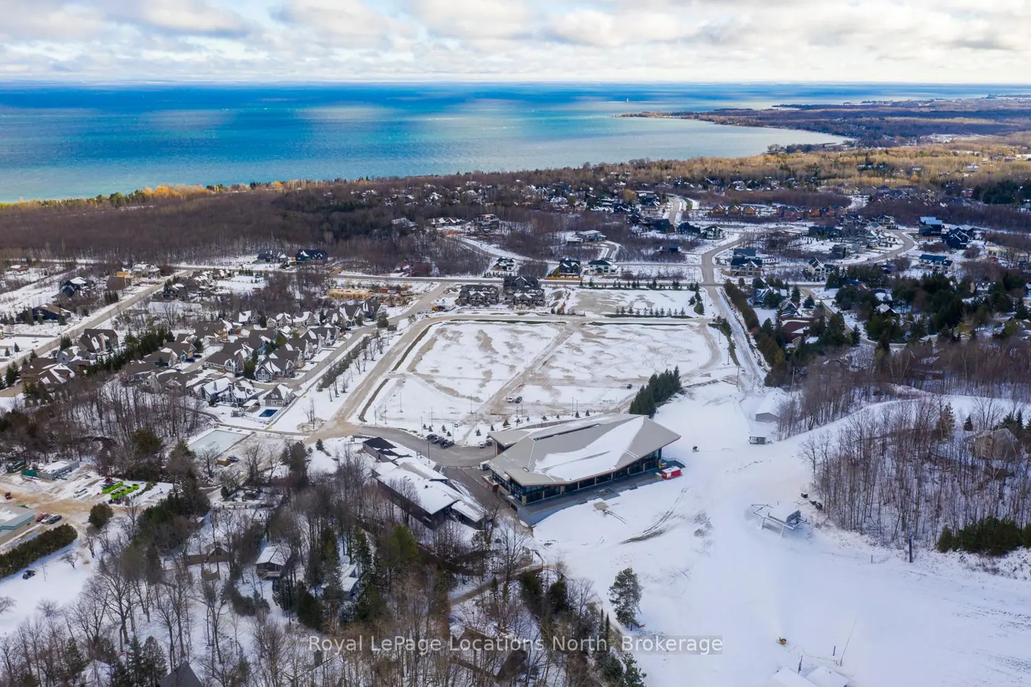 Additional image 8 of 242 Arrowhead Road 16