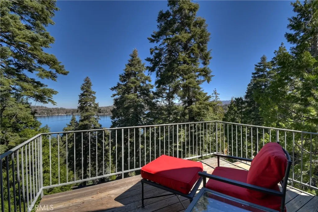 Additional image 2 of 319 Mittry Lane, Lake Arrowhead, CA 92352
