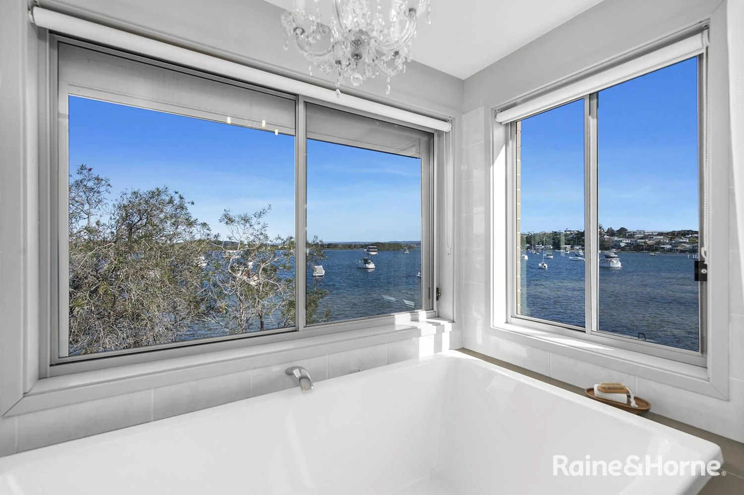 Additional image 20 of 35 Marks Parade, Marks Point NSW 2280