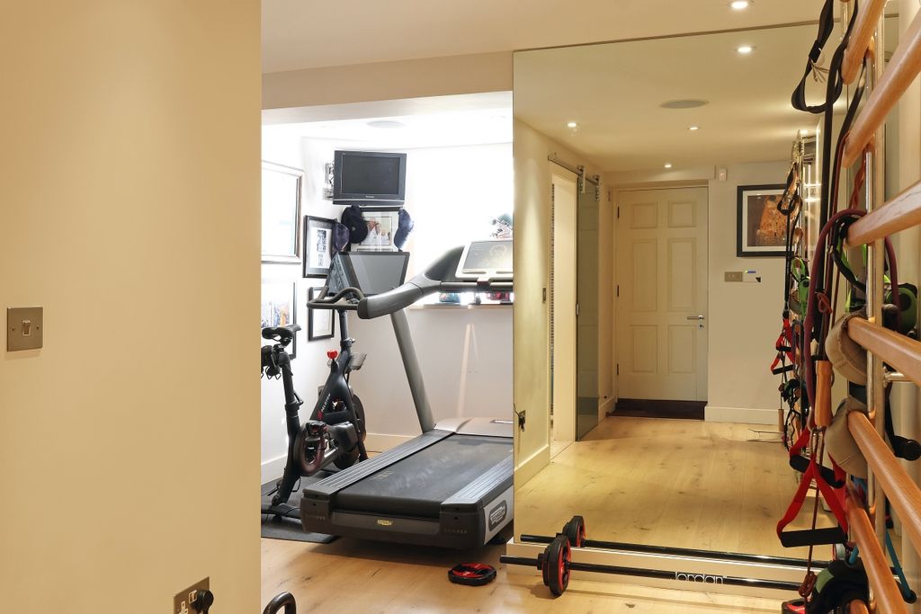 Additional image 28 of 5 bed flat to rentCheltenham, Gloucestershire GL50