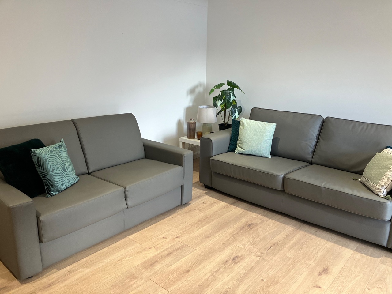 Additional image 3 of 3 Bed Flat, Rennies Isle, EH6, N1 7GU