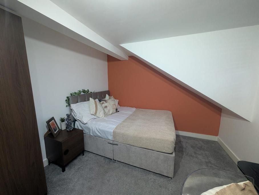 Additional image 15 of 8 bed terraced house to rentNorwood Road, Hyde Park, Leeds LS6