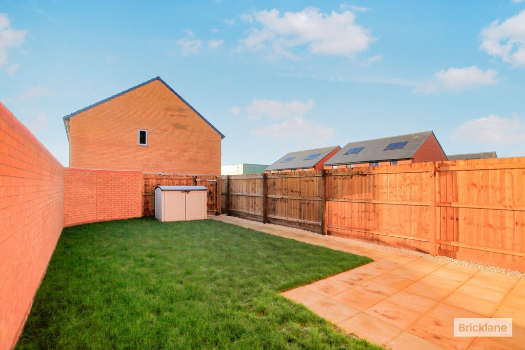 Additional image 7 of 3 bed property to rentMerchant Road, Peterborough PE4