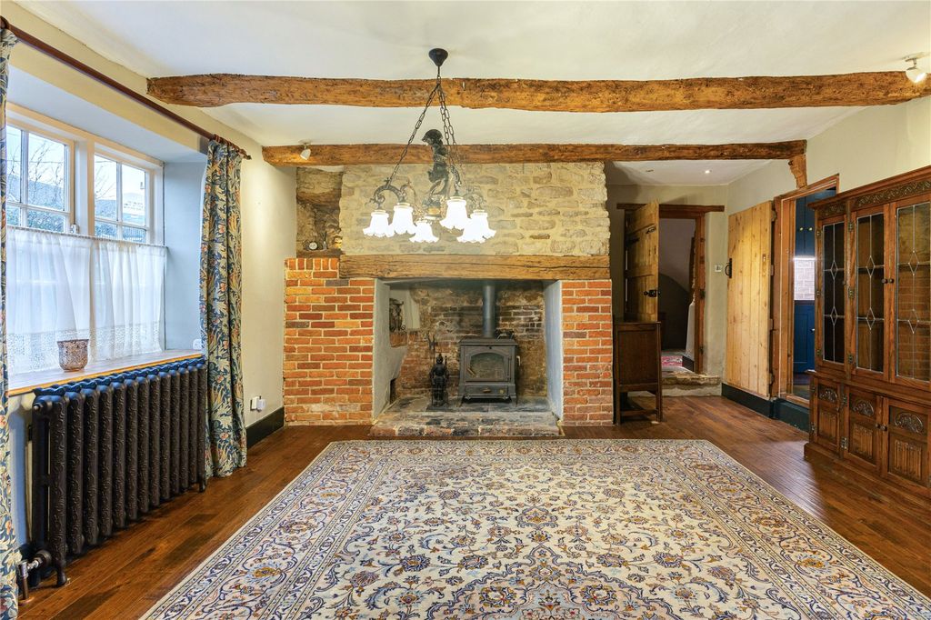 Additional image 7 of 5 bed detached house to rentChurch Road, Horspath, Oxford OX33