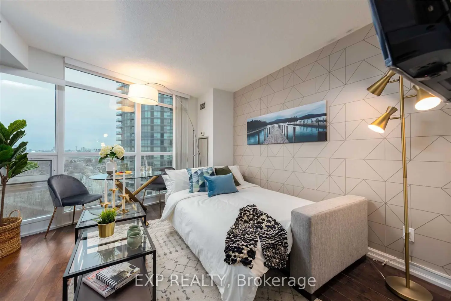 Additional image 6 of 215 Fort York Boulevard 1206