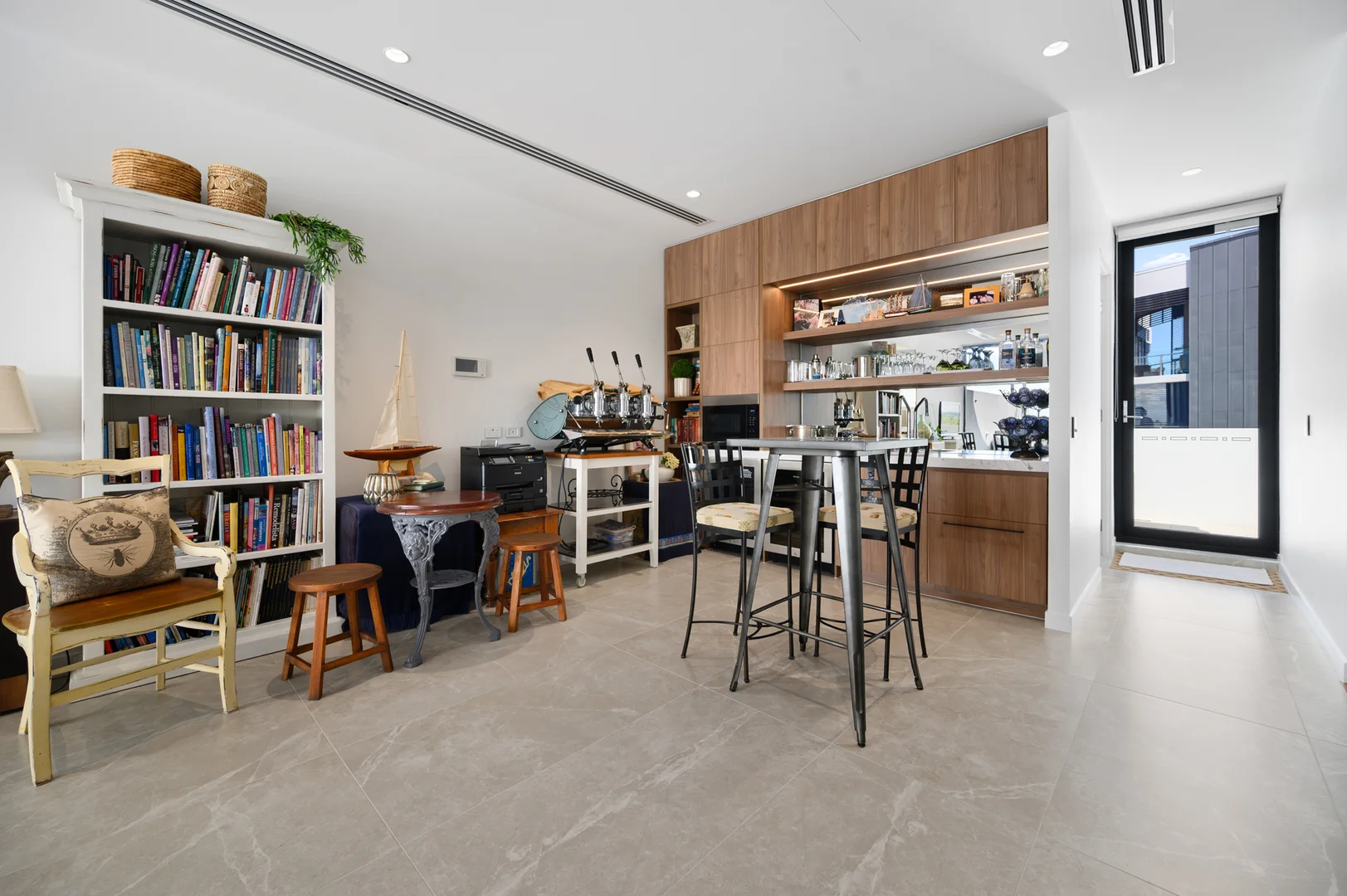 Additional image 26 of 5/2 Marina Promenade, Paradise Point QLD 4216