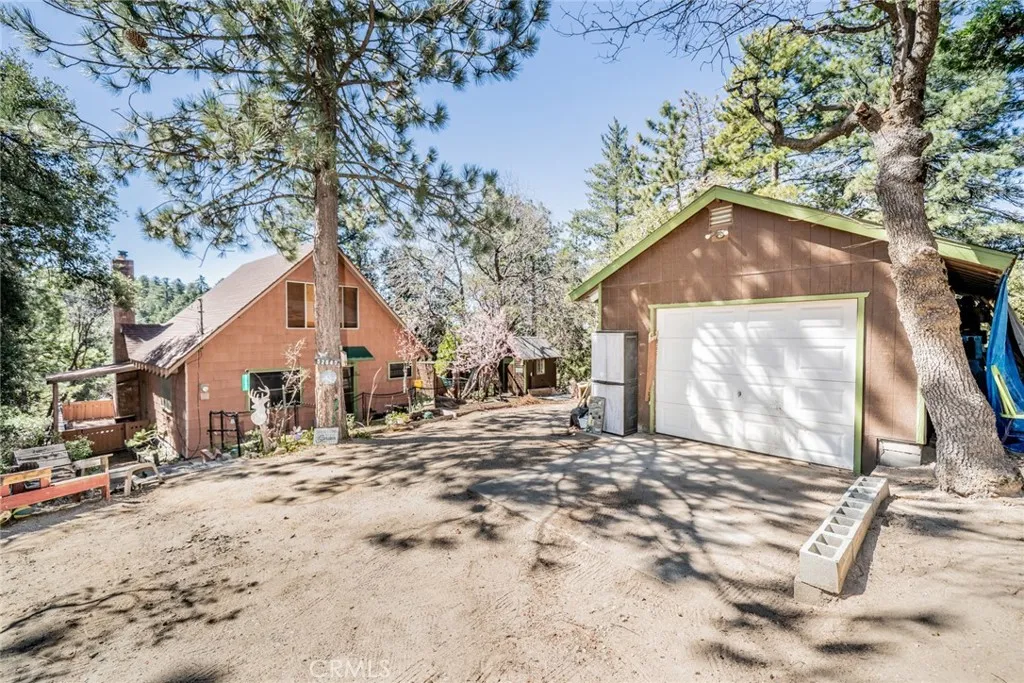 Additional image 4 of 52647 Pine Cove Rd, Idyllwild, CA 92549