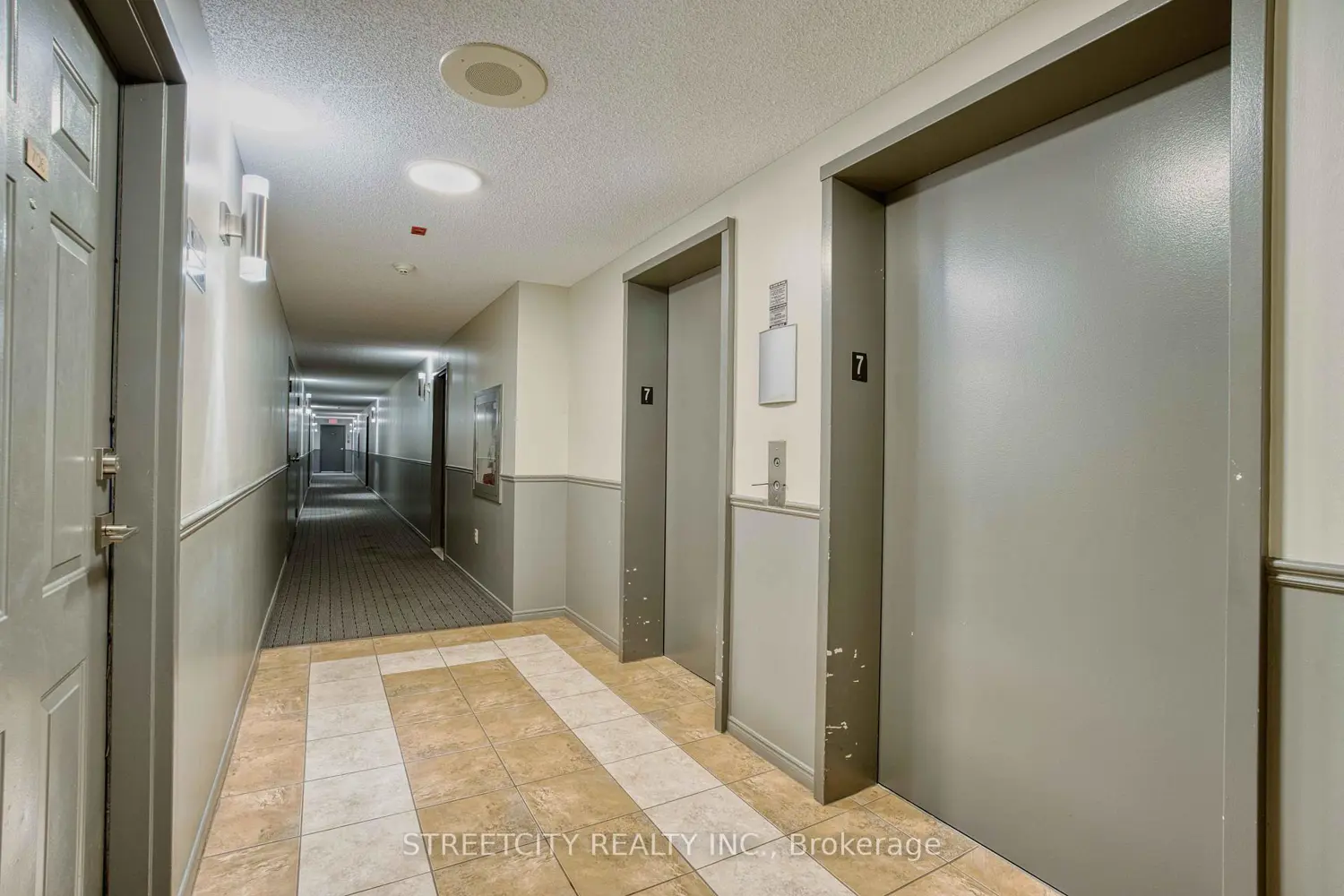 Additional image 19 of 30 Chapman Court 710