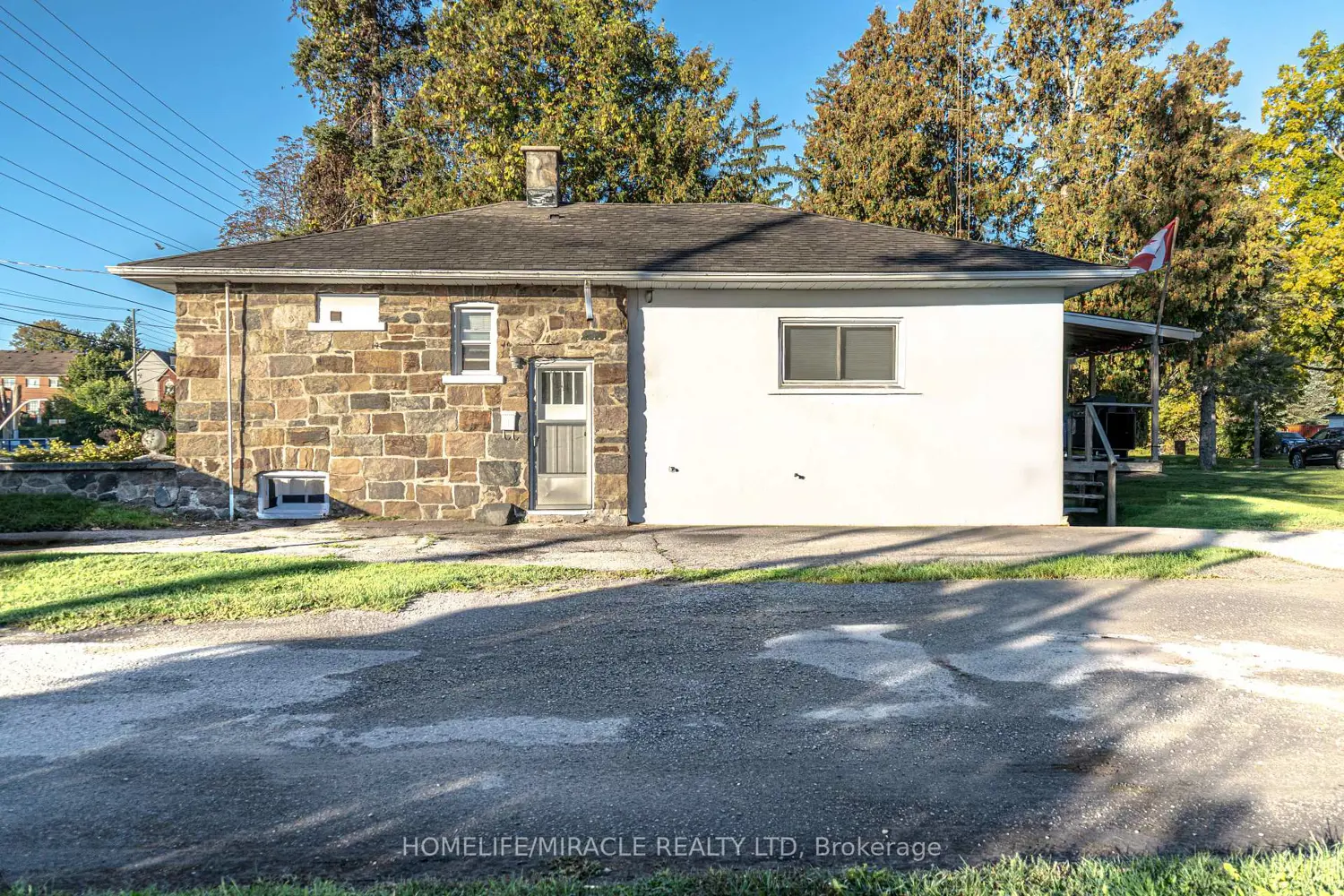 Additional image 6 of 1898 Kingston Road