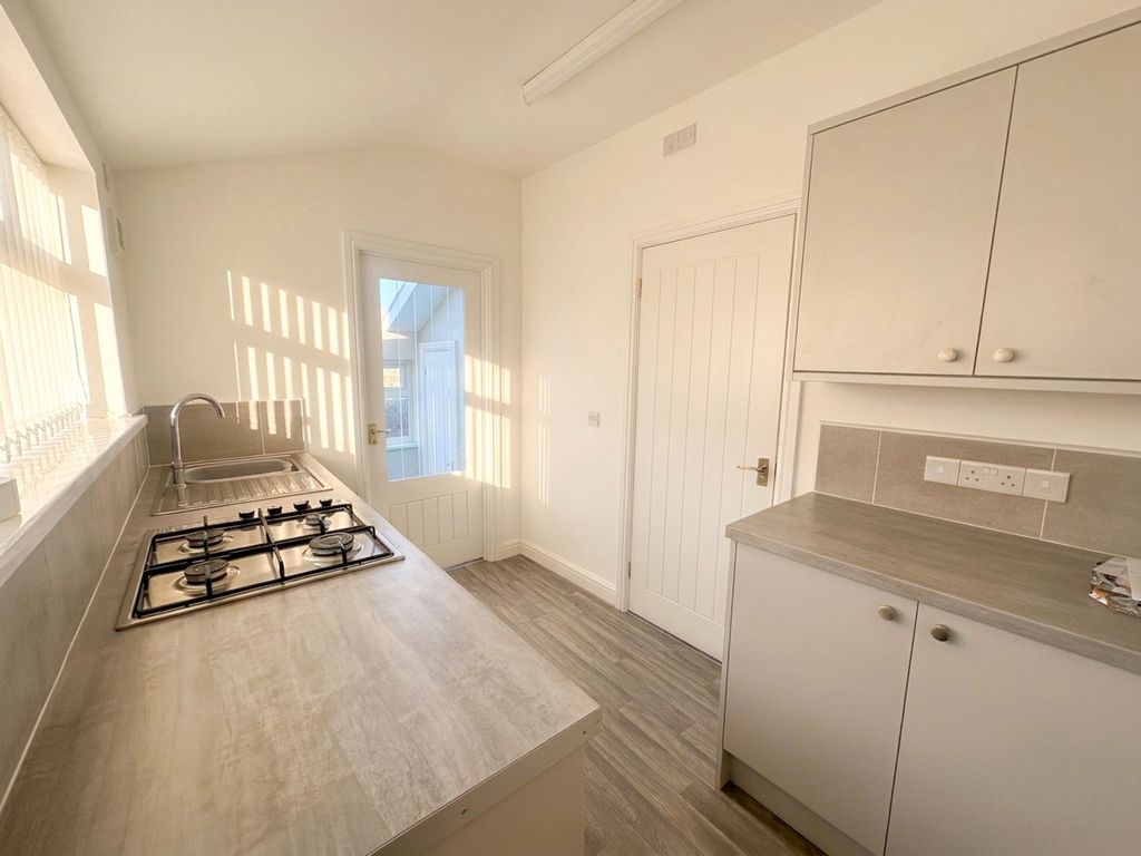 Additional image 6 of 3 bed terraced house to rentCaerhendy Street, Merthyr Tydfil CF47