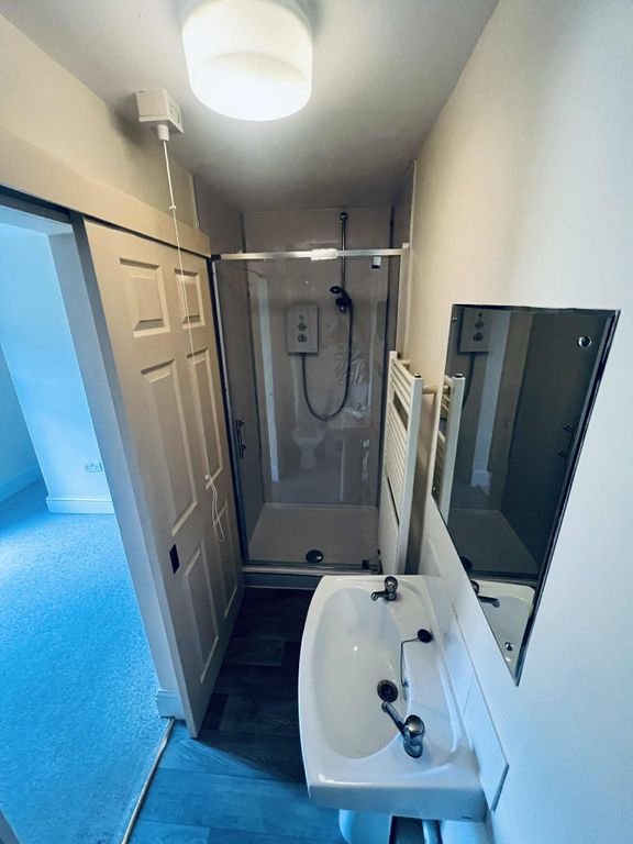 Additional image 6 of 1 bed flat to rentFlat 3, 4 Eleanor Street, Grimsby DN32