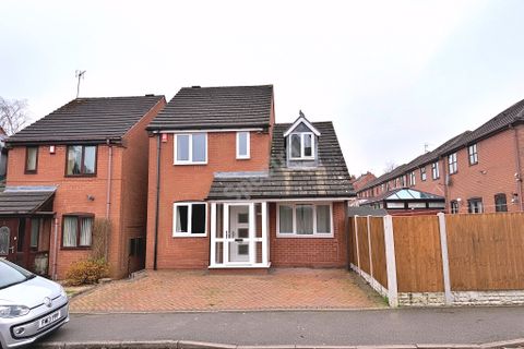 Greenwood Close, Kings Heath B14