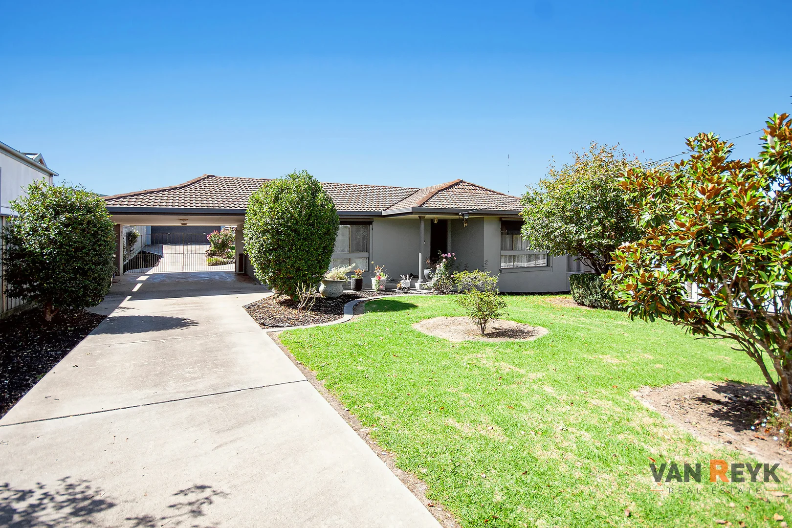 Additional image 2 of 16 Great Alpine Rd, Lucknow VIC 3875