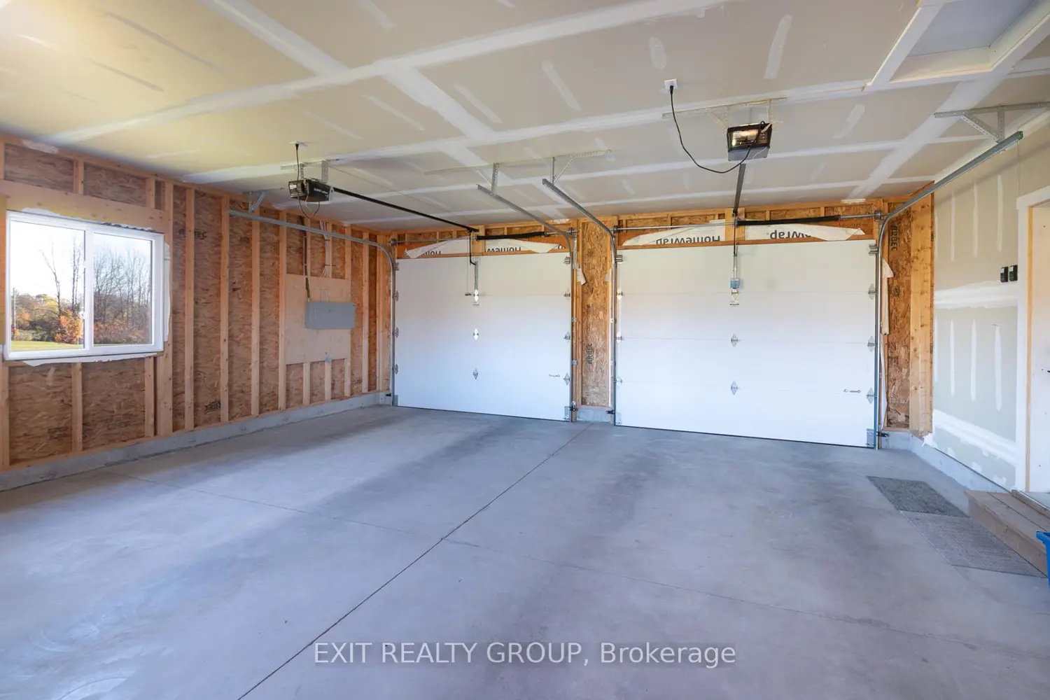 Additional image 19 of 16532 Highway 2